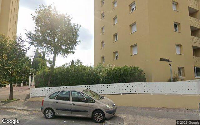 Façade : 170 avenue Pierre Brossolette, Aubagne
